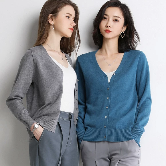 Mùa thu đông 2019 mới áo len cổ chữ V khâu nút sọc phiên bản Hàn Quốc của áo len dài phần áo len nữ - Áo len cổ chữ V áo len nữ cổ cao